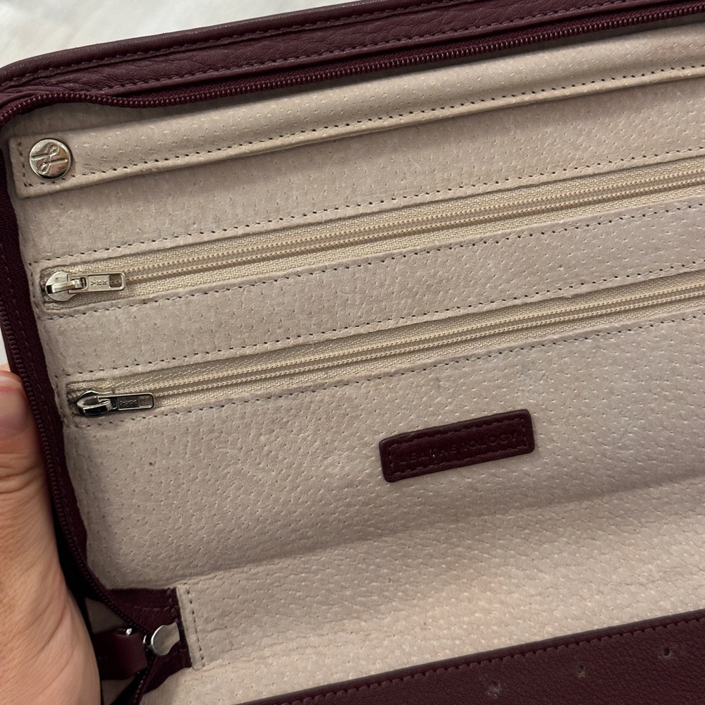 Elegant Burgundy Jewelry Organizer - Picture 5 of 10